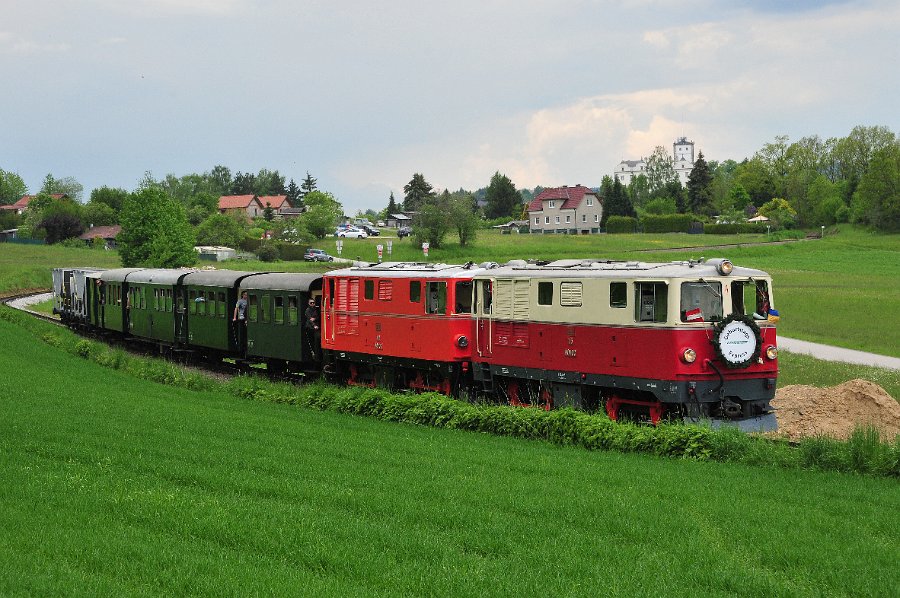 NÖVOG V5 und V12 Doppeltraktion 54